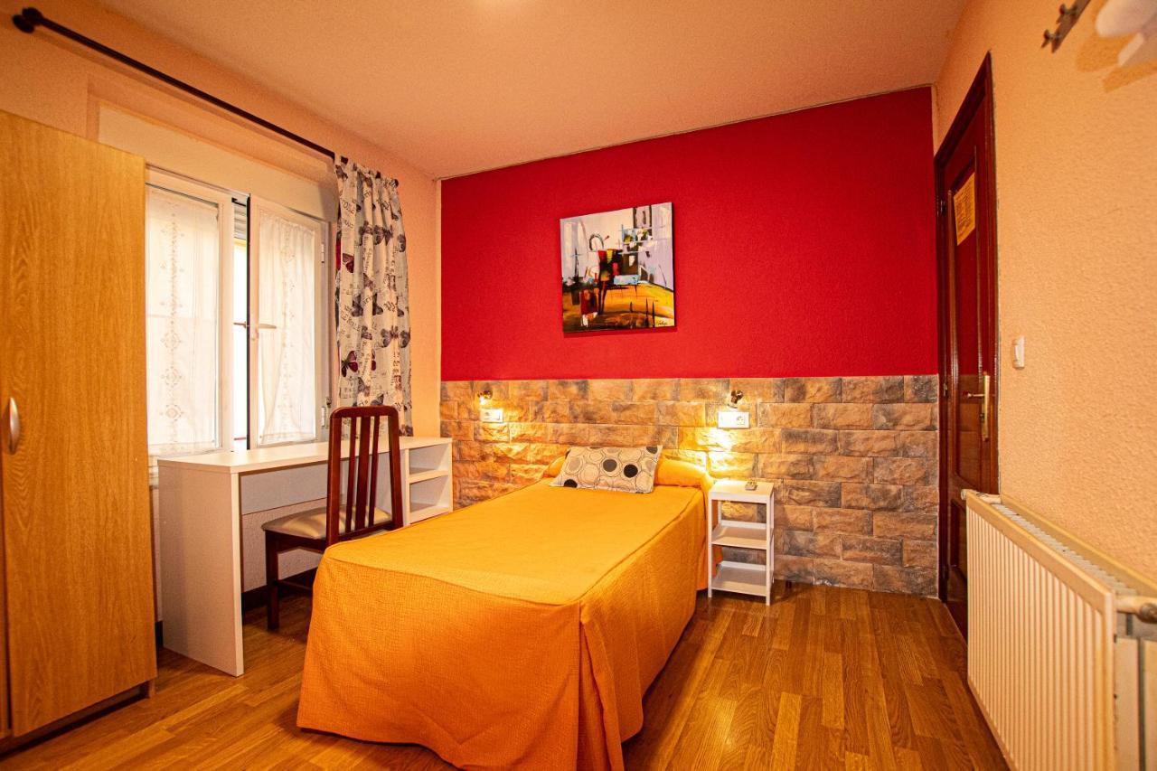 Residencia Salamanca Universitaria Hotel Ngoại thất bức ảnh
